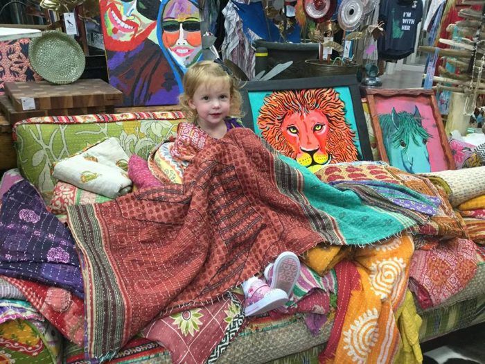 Vintage Kantha Quilts, Throw Blankets, Bedspreads & Wholesale Quilts