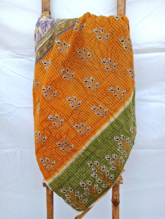 Vintage Kantha Quilts, Throw Blankets, Bedspreads & Wholesale Quilts