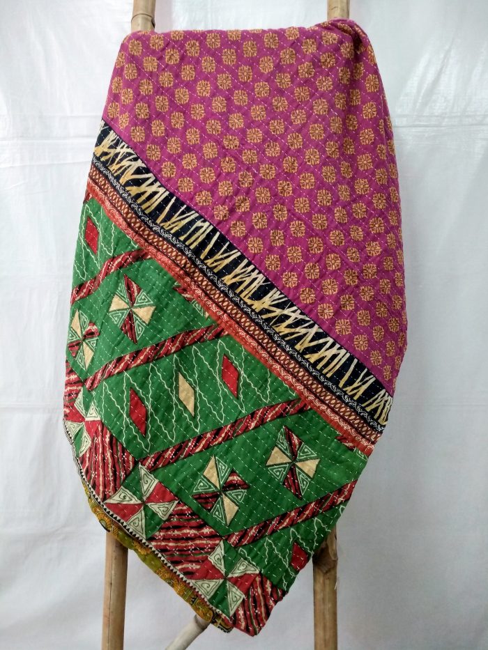 Vintage Kantha Quilts, Throw Blankets, Bedspreads & Wholesale Quilts