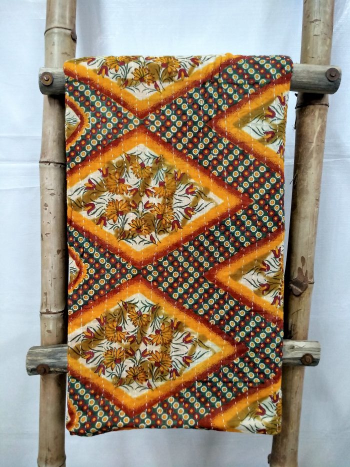 Vintage Kantha Quilts, Throw Blankets, Bedspreads & Wholesale Quilts