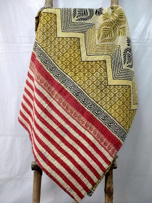 zigzag kantha twin