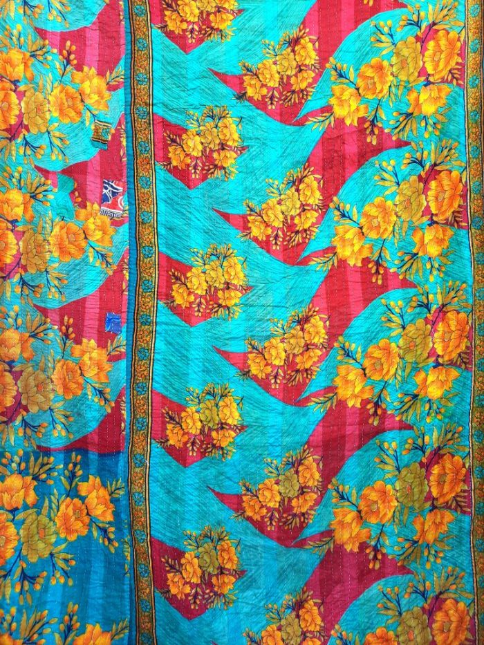 Vintage Kantha Quilts, Throw Blankets, Bedspreads & Wholesale Quilts