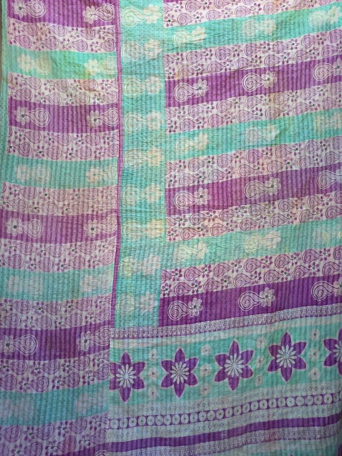 Vintage Kantha Quilts, Throw Blankets, Bedspreads & Wholesale Quilts