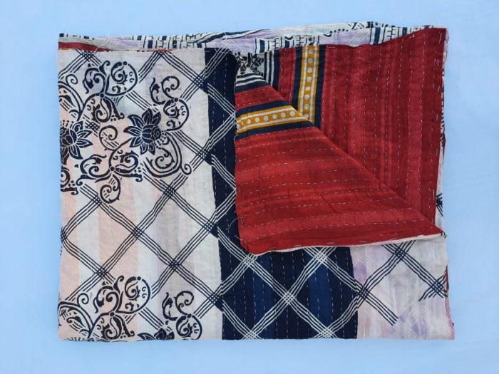Vintage Kantha Quilts, Throw Blankets, Bedspreads & Wholesale Quilts