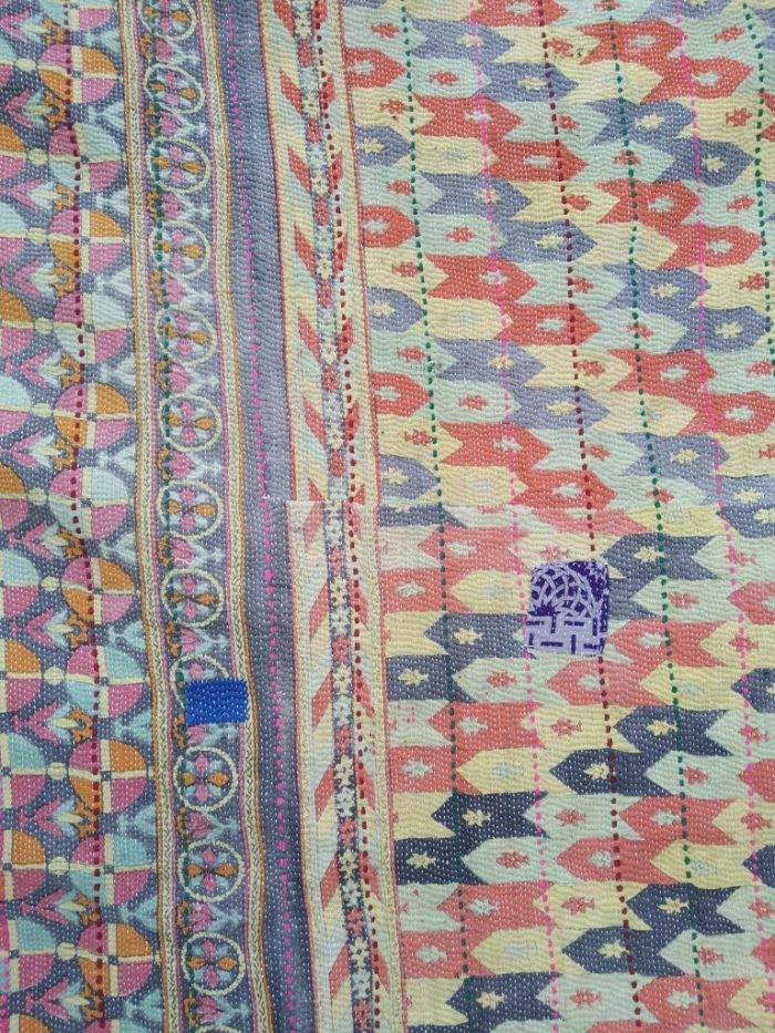 Vintage Kantha Quilts, Throw Blankets, Bedspreads & Wholesale Quilts