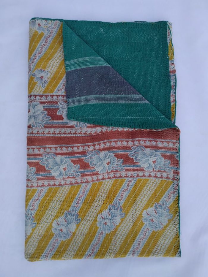 Vintage Kantha Quilts, Throw Blankets, Bedspreads & Wholesale Quilts