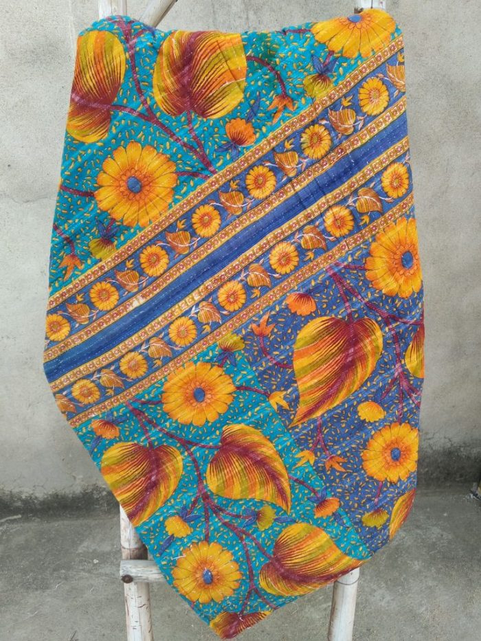 Village Artisan Kantha queen Quilt Kantha Exporter in Wholesale