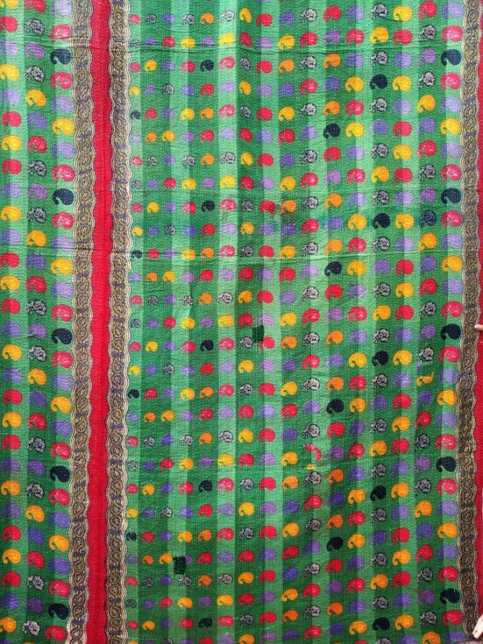 Vintage Kantha Quilts, Throw Blankets, Bedspreads & Wholesale Quilts