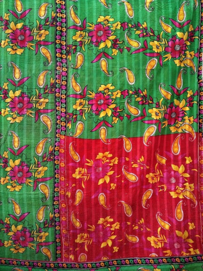 Vintage Kantha Quilts, Throw Blankets, Bedspreads & Wholesale Quilts