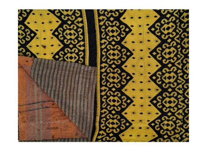 Vintage Kantha Quilts, Throw Blankets, Bedspreads & Wholesale Quilts