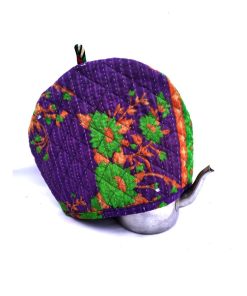 Alternative view of Maniona Kantha Tea Cozy