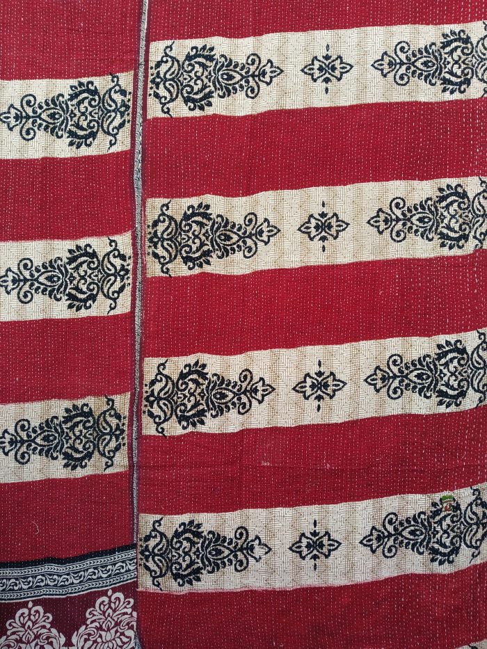 Vintage Kantha Quilts, Throw Blankets, Bedspreads & Wholesale Quilts