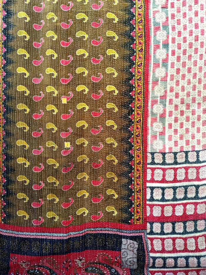 Vintage Kantha Quilts, Throw Blankets, Bedspreads & Wholesale Quilts