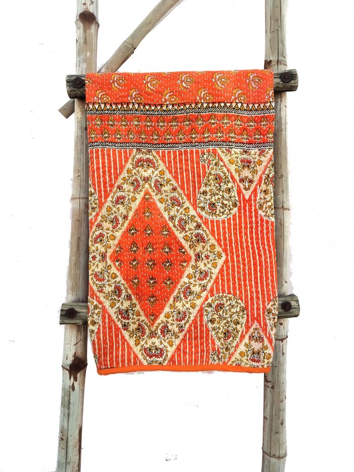 Vintage Kantha Quilts, Throw Blankets, Bedspreads & Wholesale Quilts