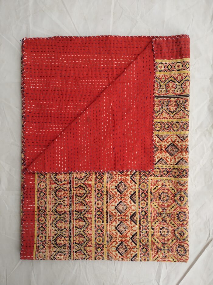 Vintage Kantha Quilts, Throw Blankets, Bedspreads & Wholesale Quilts