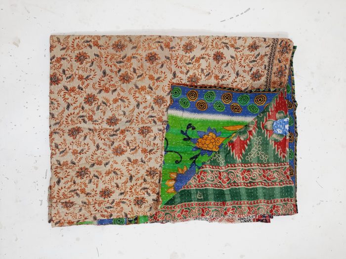 Vintage Kantha Quilts, Throw Blankets, Bedspreads & Wholesale Quilts