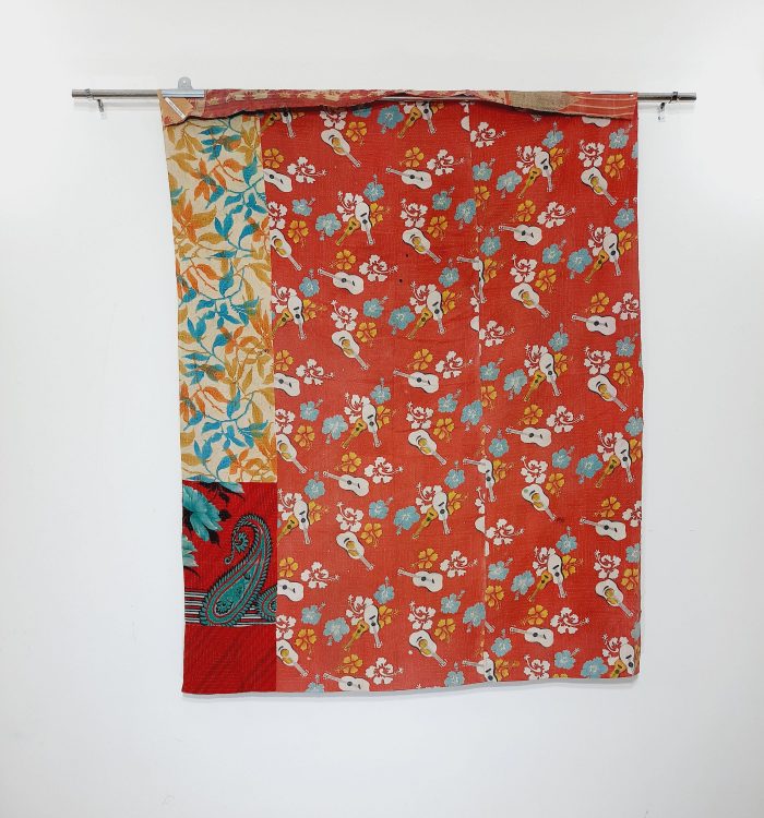 Vintage Kantha Quilts, Throw Blankets, Bedspreads & Wholesale Quilts