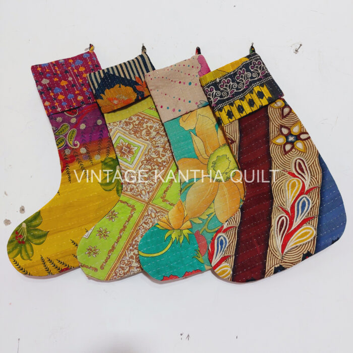 Vintage Kantha Quilts, Throw Blankets, Bedspreads & Wholesale Quilts