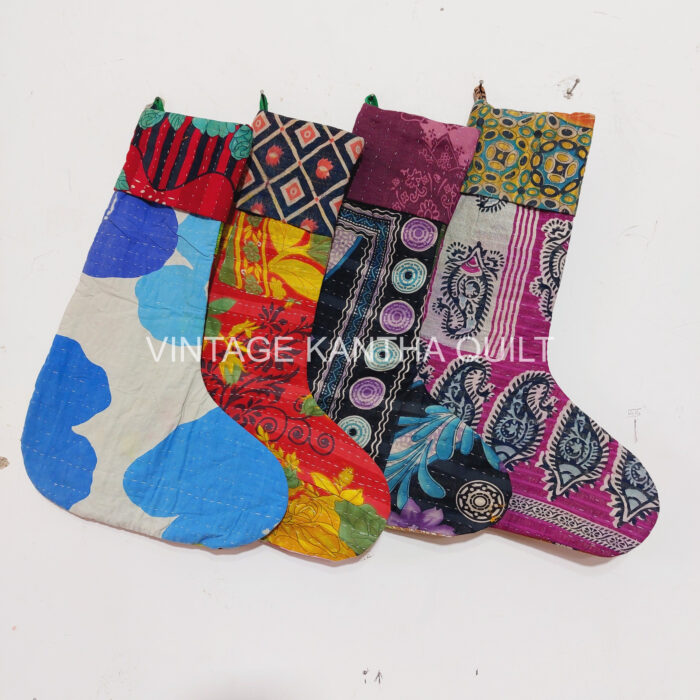 Vintage Kantha Quilts, Throw Blankets, Bedspreads & Wholesale Quilts