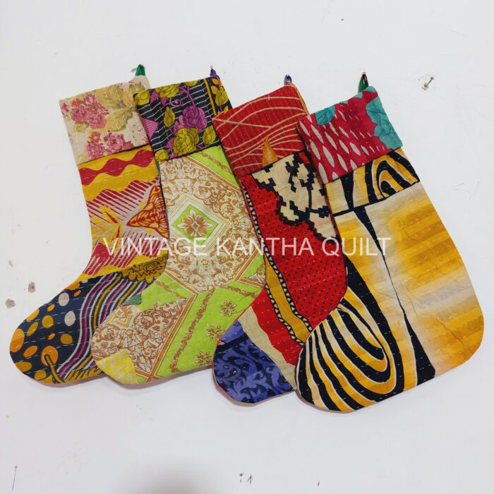 Vintage Kantha Quilts, Throw Blankets, Bedspreads & Wholesale Quilts