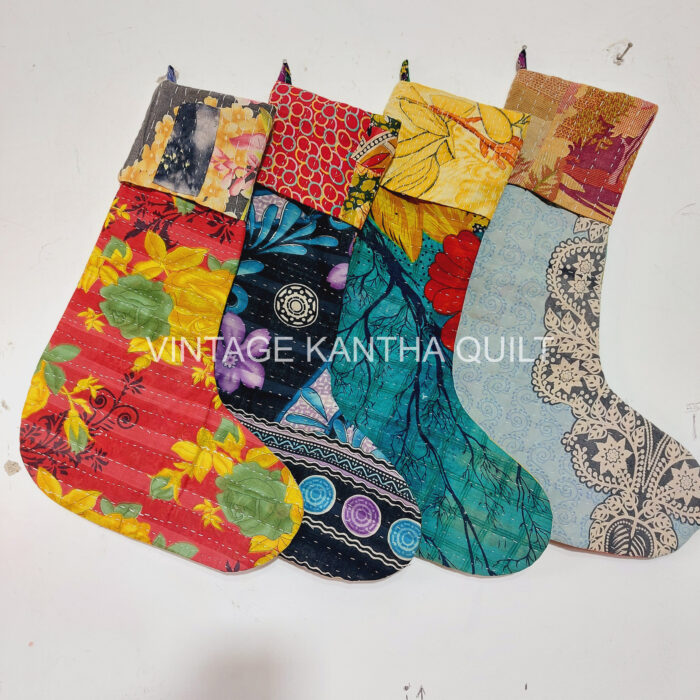 Vintage Kantha Quilts, Throw Blankets, Bedspreads & Wholesale Quilts