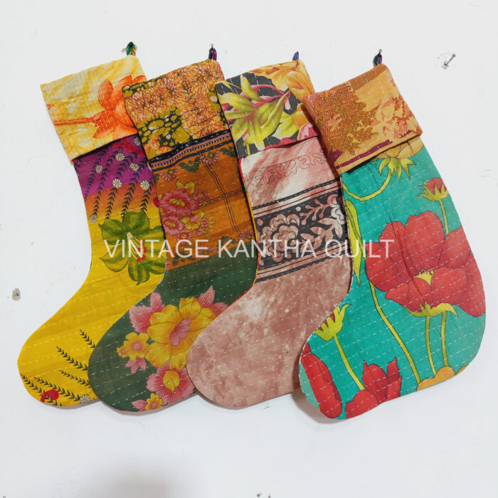 Vintage Kantha Quilts, Throw Blankets, Bedspreads & Wholesale Quilts