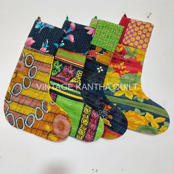 Vintage Kantha Quilts, Throw Blankets, Bedspreads & Wholesale Quilts