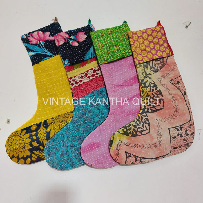 Vintage Kantha Quilts, Throw Blankets, Bedspreads & Wholesale Quilts