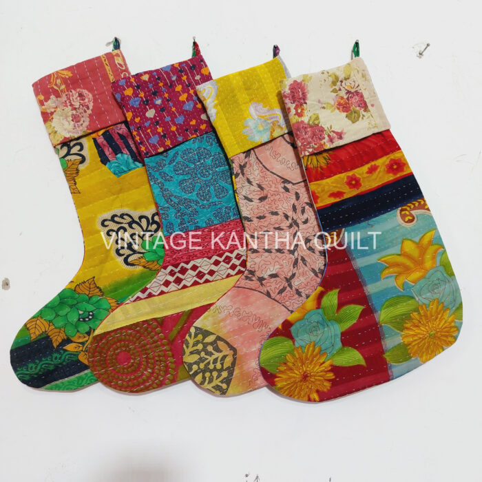 Vintage Kantha Quilts, Throw Blankets, Bedspreads & Wholesale Quilts