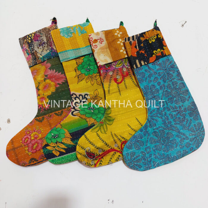 Vintage Kantha Quilts, Throw Blankets, Bedspreads & Wholesale Quilts