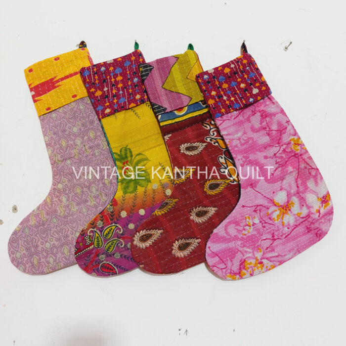 Vintage Kantha Quilts, Throw Blankets, Bedspreads & Wholesale Quilts