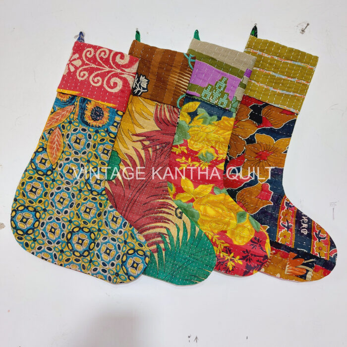 Vintage Kantha Quilts, Throw Blankets, Bedspreads & Wholesale Quilts