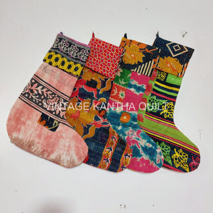 Vintage Kantha Quilts, Throw Blankets, Bedspreads & Wholesale Quilts