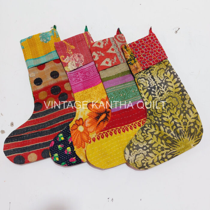 Vintage Kantha Quilts, Throw Blankets, Bedspreads & Wholesale Quilts
