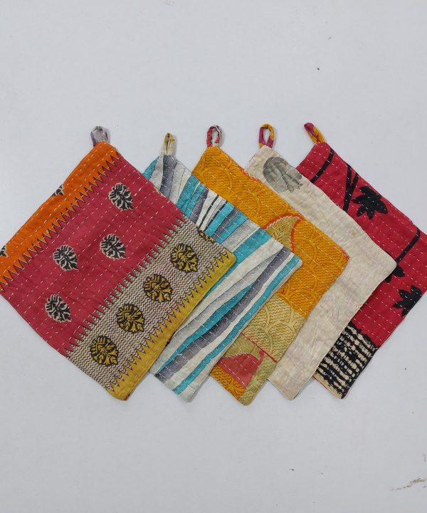 Kantha Pot Holder Set of 5