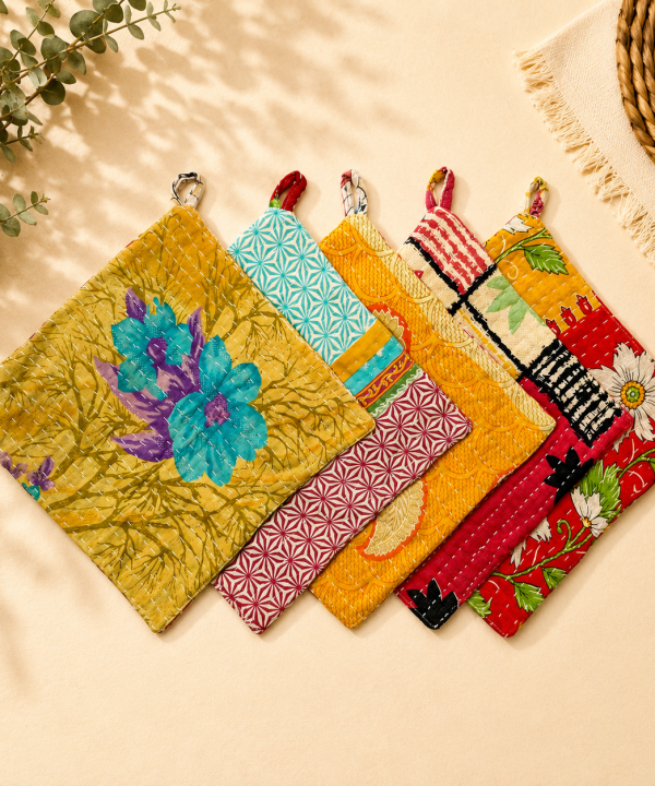 Alternative view of Paisley Floral Kantha Pot Holder Set of 5
