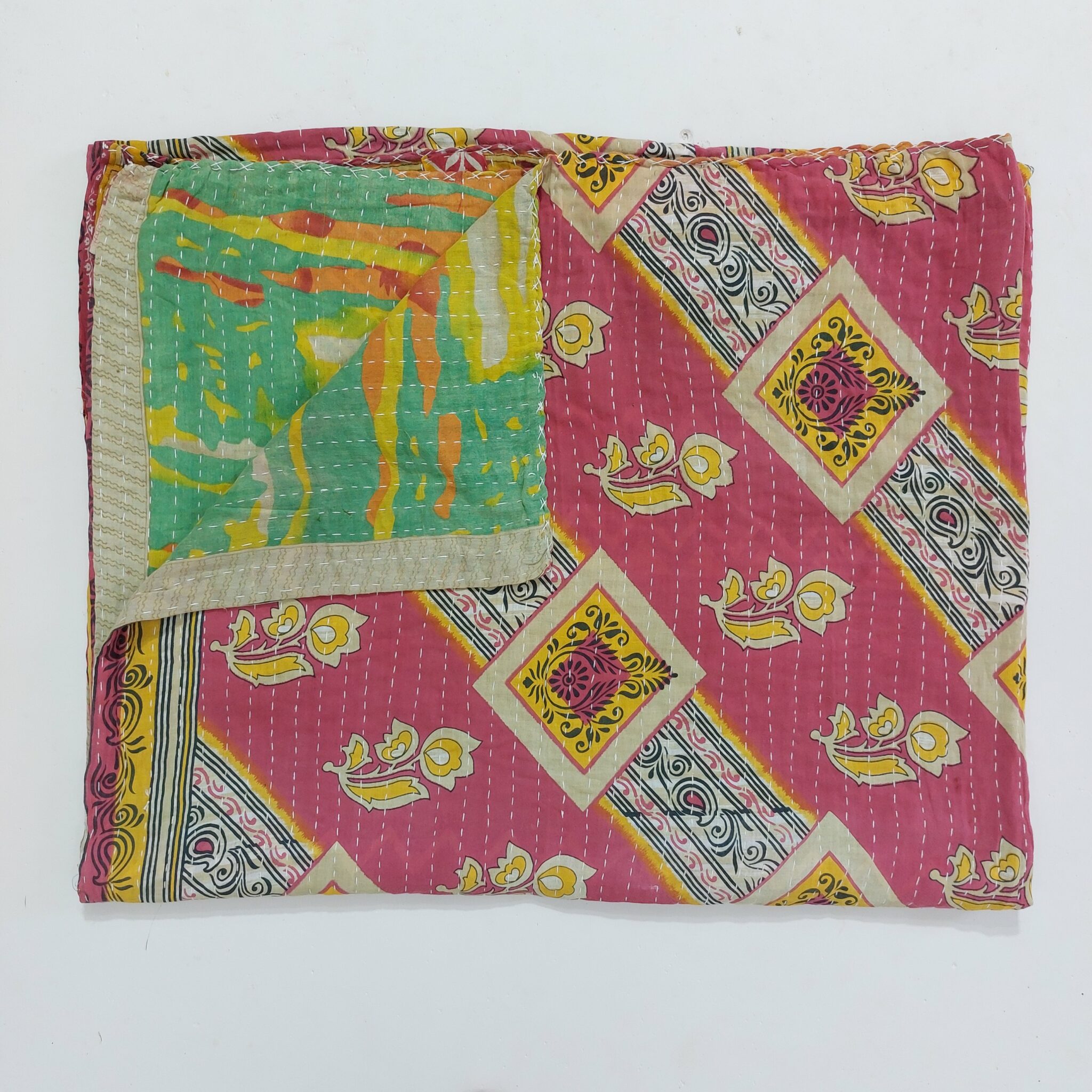 Vintage Sari Kantha Quilt Vintage Kantha Quilts, Throw Blankets