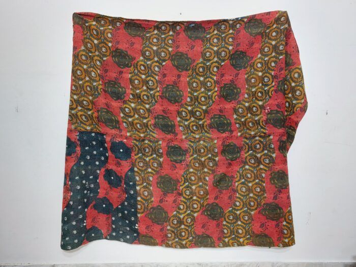 Vintage Kantha Quilts, Throw Blankets, Bedspreads & Wholesale Quilts