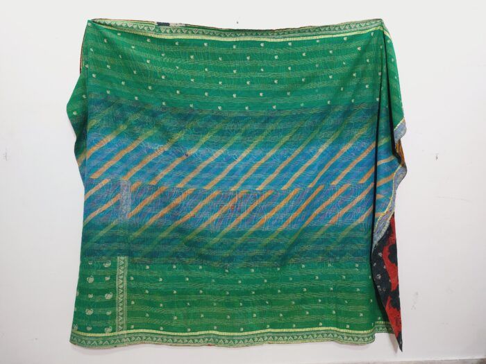 Vintage Kantha Quilts, Throw Blankets, Bedspreads & Wholesale Quilts