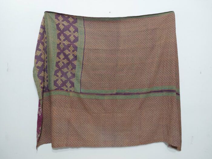 Vintage Kantha Quilts, Throw Blankets, Bedspreads & Wholesale Quilts
