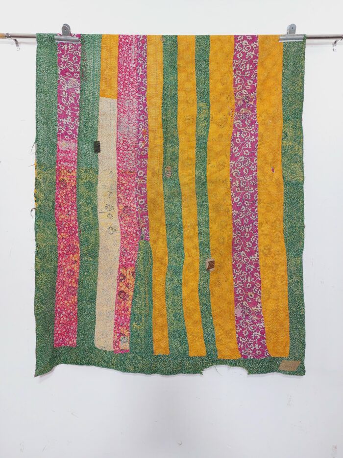 Vintage Kantha Quilts, Throw Blankets, Bedspreads & Wholesale Quilts