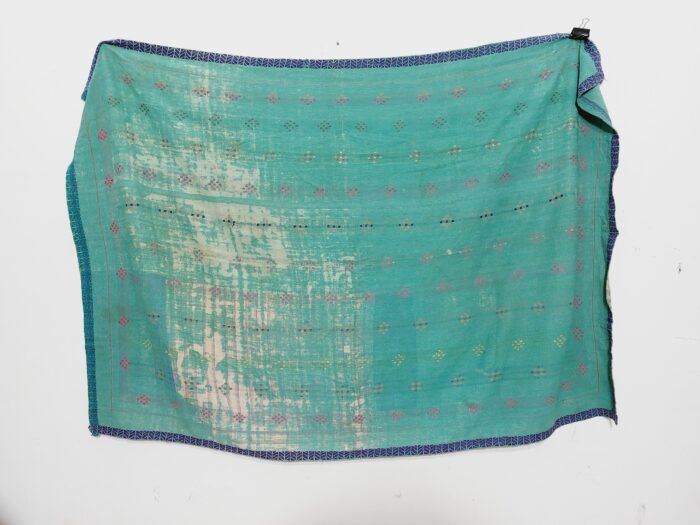 Vintage Kantha Quilts, Throw Blankets, Bedspreads & Wholesale Quilts