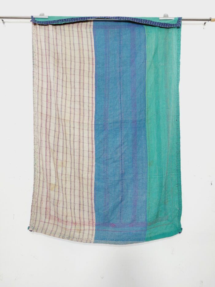 Vintage Kantha Quilts, Throw Blankets, Bedspreads & Wholesale Quilts