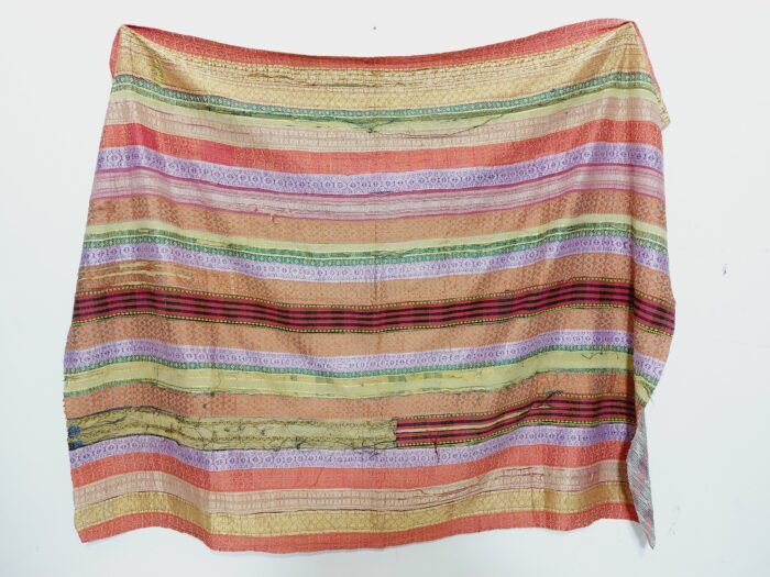 Vintage Kantha Quilts, Throw Blankets, Bedspreads & Wholesale Quilts