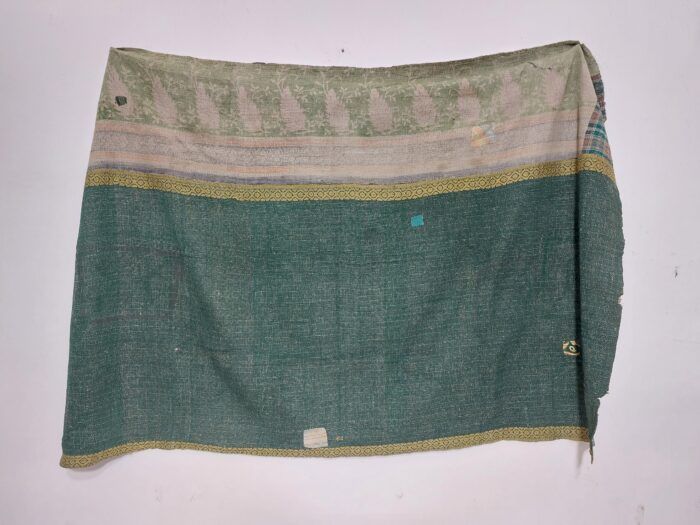 Vintage Kantha Quilts, Throw Blankets, Bedspreads & Wholesale Quilts