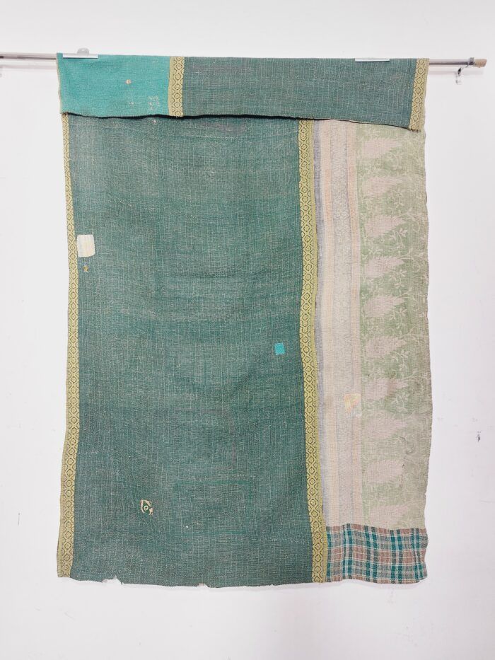 Vintage Kantha Quilts, Throw Blankets, Bedspreads & Wholesale Quilts