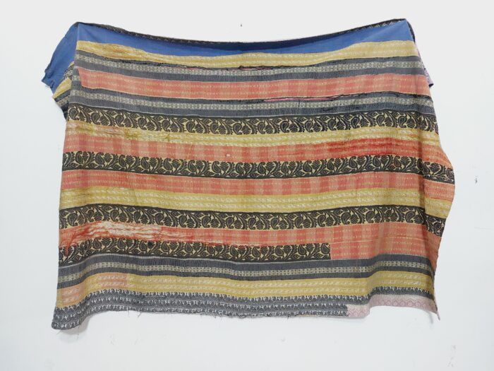 Vintage Kantha Quilts, Throw Blankets, Bedspreads & Wholesale Quilts