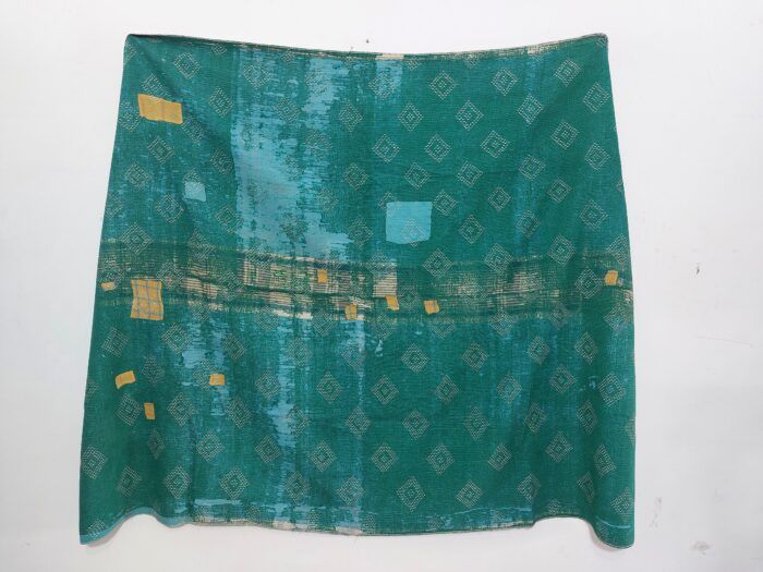 Vintage Kantha Quilts, Throw Blankets, Bedspreads & Wholesale Quilts