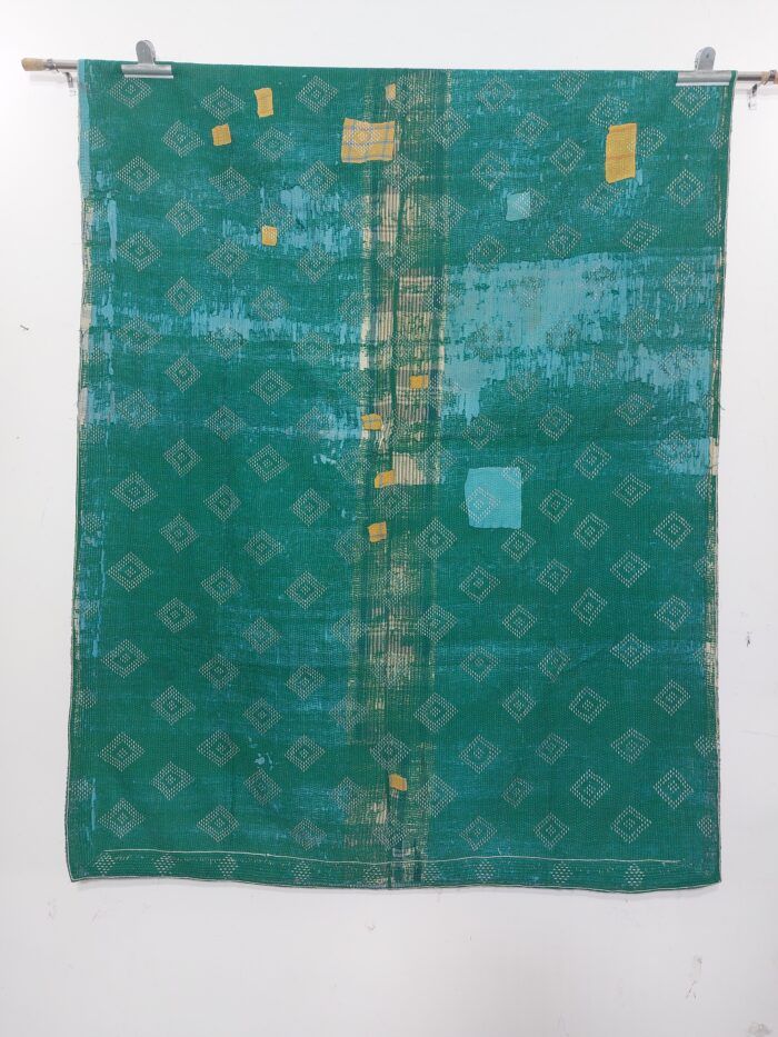 Vintage Kantha Quilts, Throw Blankets, Bedspreads & Wholesale Quilts