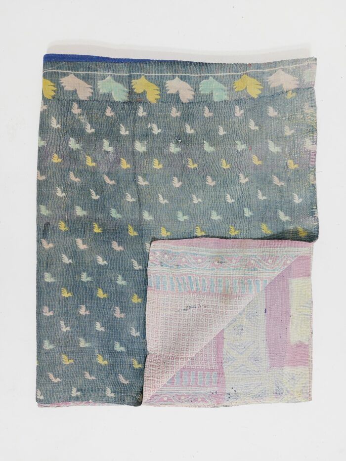 Vintage Kantha Quilts, Throw Blankets, Bedspreads & Wholesale Quilts